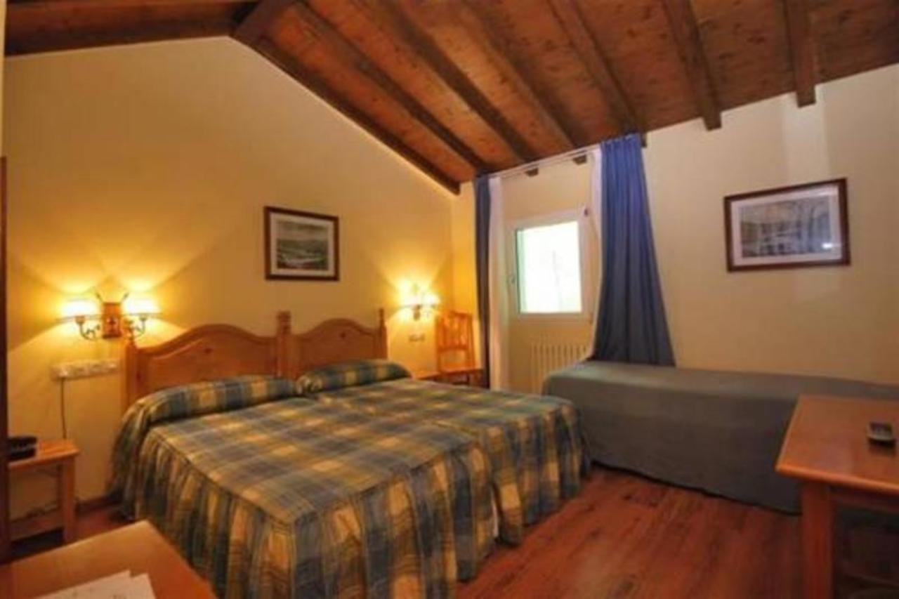 Auseva Hotel Covadonga Bagian luar foto